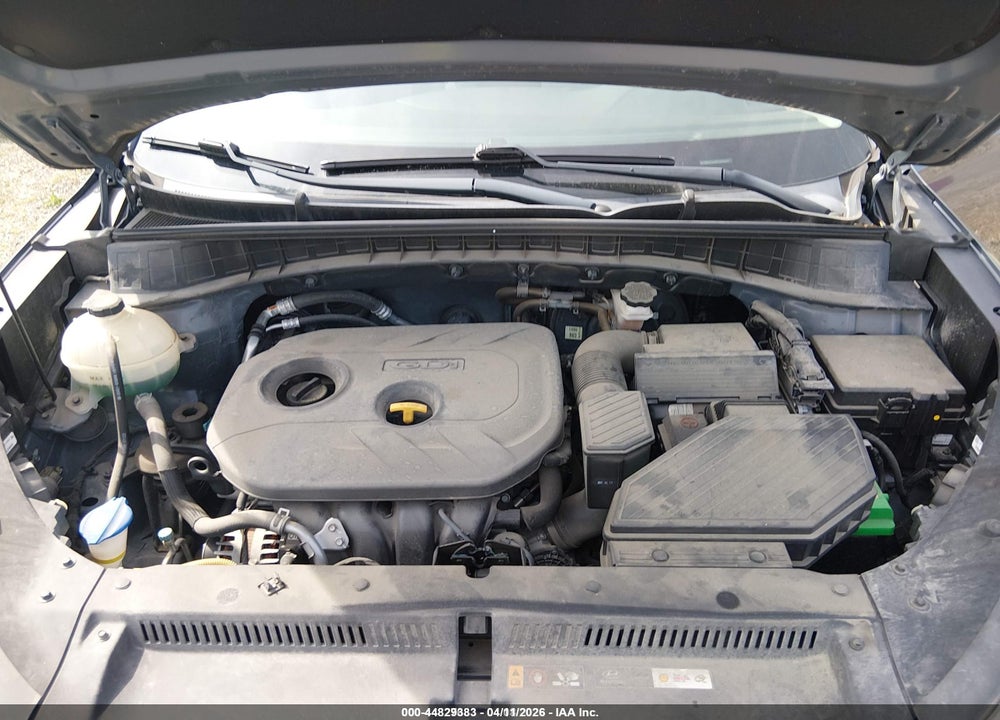 2018 HYUNDAI TUCSON SE VIN: KM8J23A45JU655357