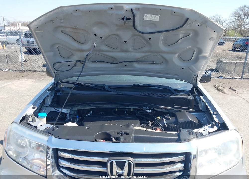 2015 HONDA PILOT EX-L VIN: 5FNYF4H57FB062689