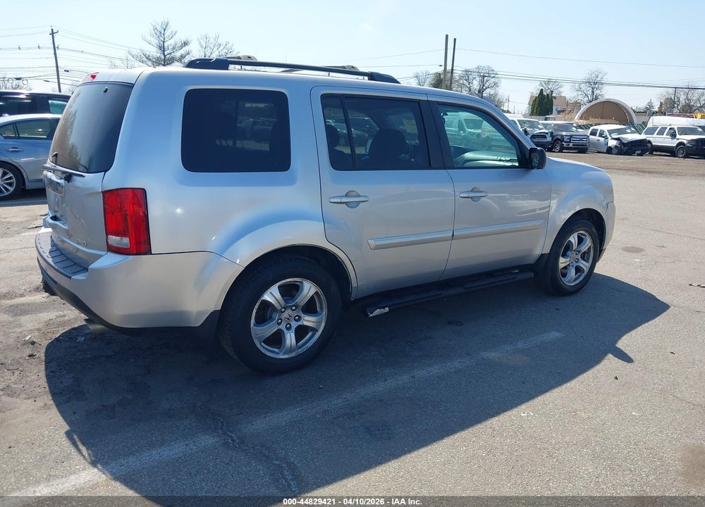 2015 HONDA PILOT EX-L VIN: 5FNYF4H57FB062689