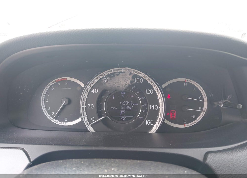 2015 HONDA ACCORD LX VIN: 1HGCR2F36FA013341