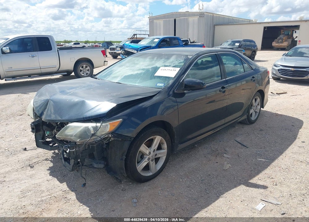 2014 TOYOTA CAMRY SE VIN: 4T1BF1FK5EU384553