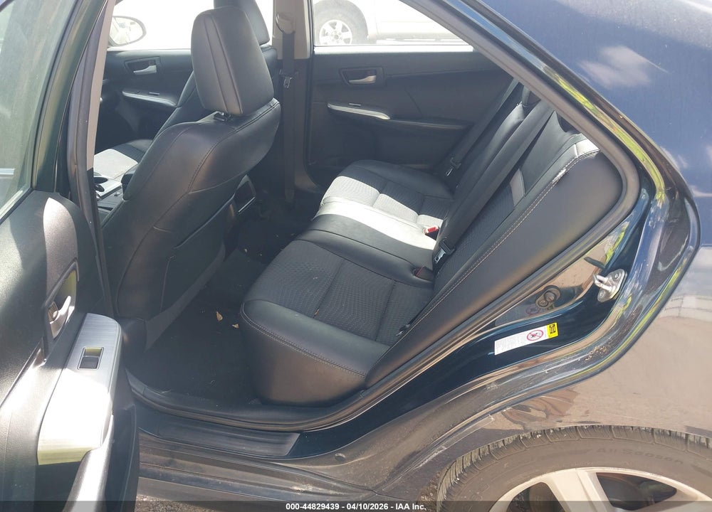 2014 TOYOTA CAMRY SE VIN: 4T1BF1FK5EU384553