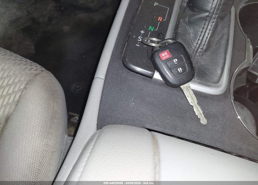 2019 TOYOTA HIGHLANDER VIN: 5TDZZRFH8KS332007