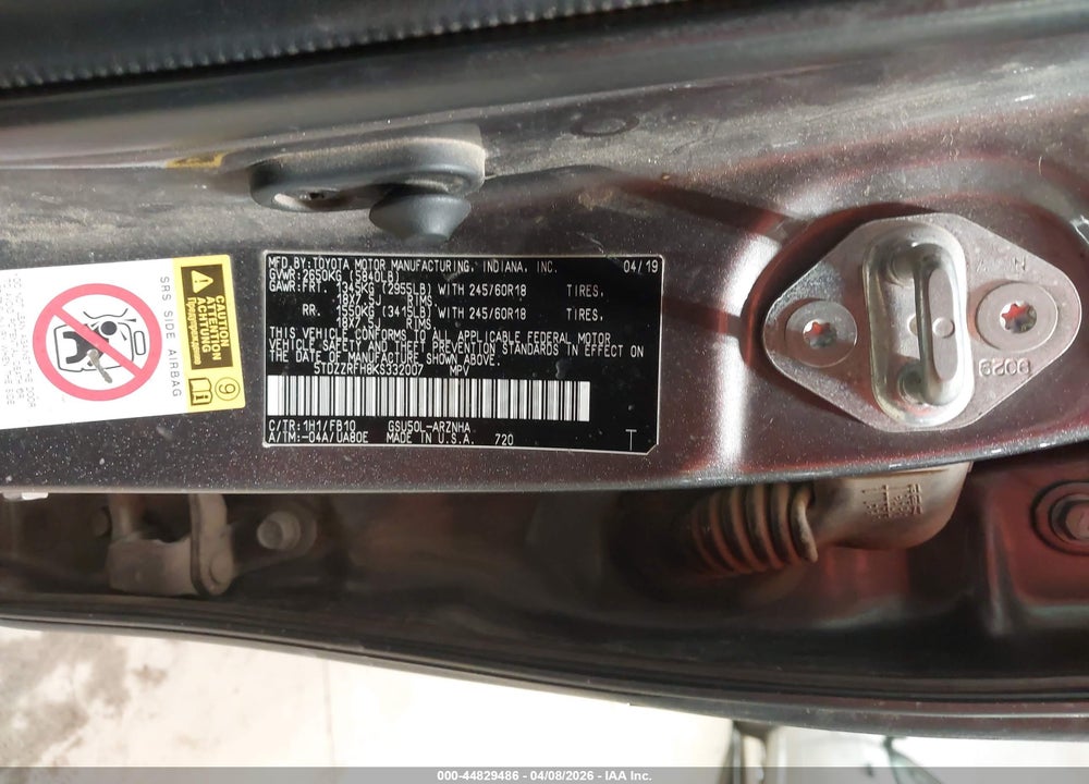2019 TOYOTA HIGHLANDER VIN: 5TDZZRFH8KS332007