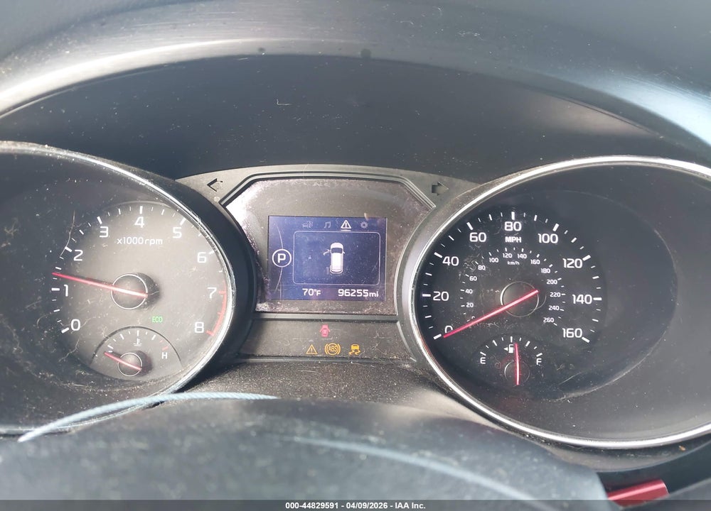2017 KIA SEDONA LX VIN: KNDMB5C18H6283138
