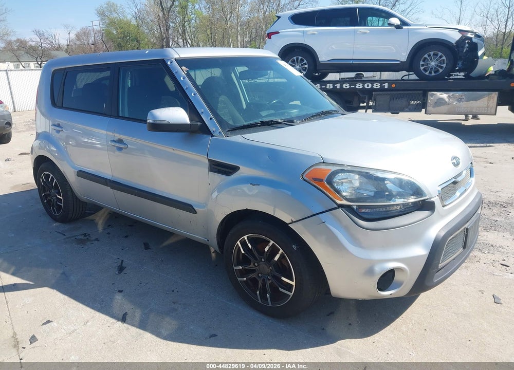 2012 KIA SOUL + VIN: KNDJT2A62C7426553