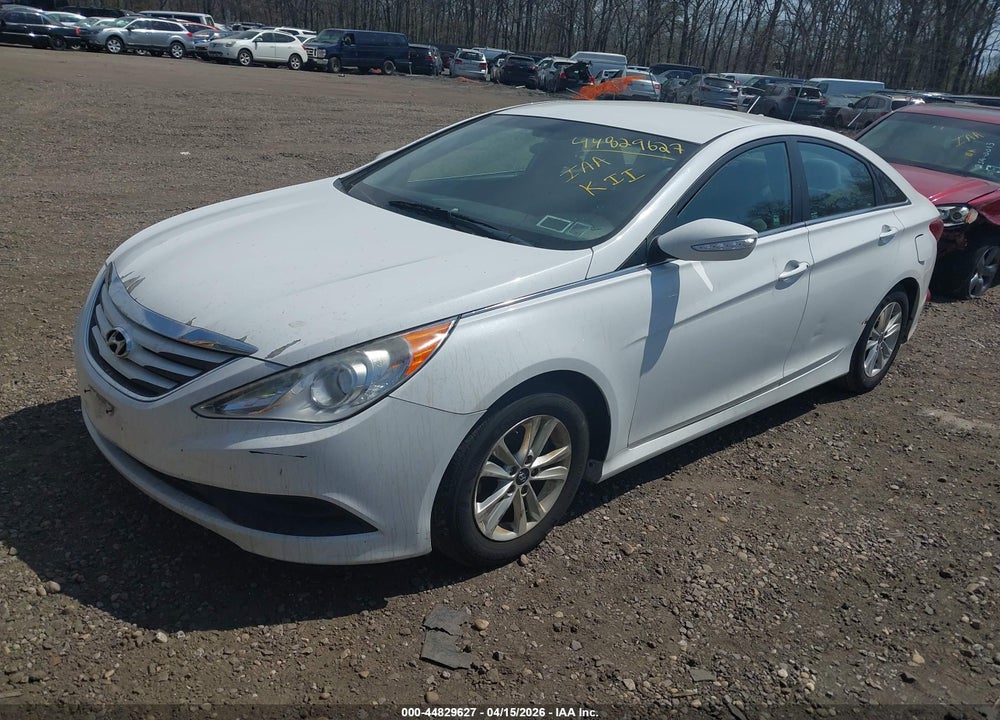 2014 HYUNDAI SONATA GLS VIN: 5NPEB4AC8EH915642