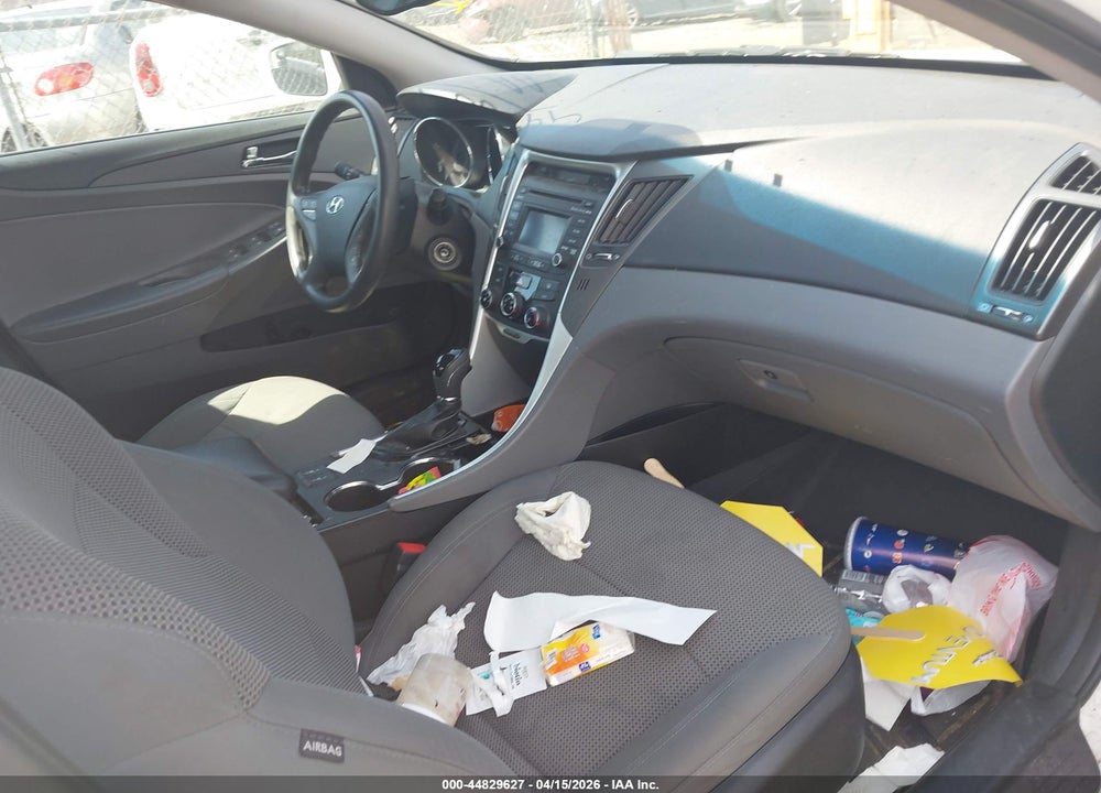 2014 HYUNDAI SONATA GLS VIN: 5NPEB4AC8EH915642