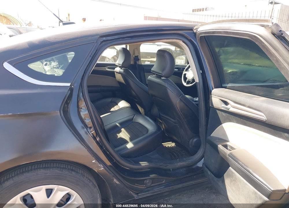 2019 FORD FUSION S VIN: 3FA6P0G73KR245148