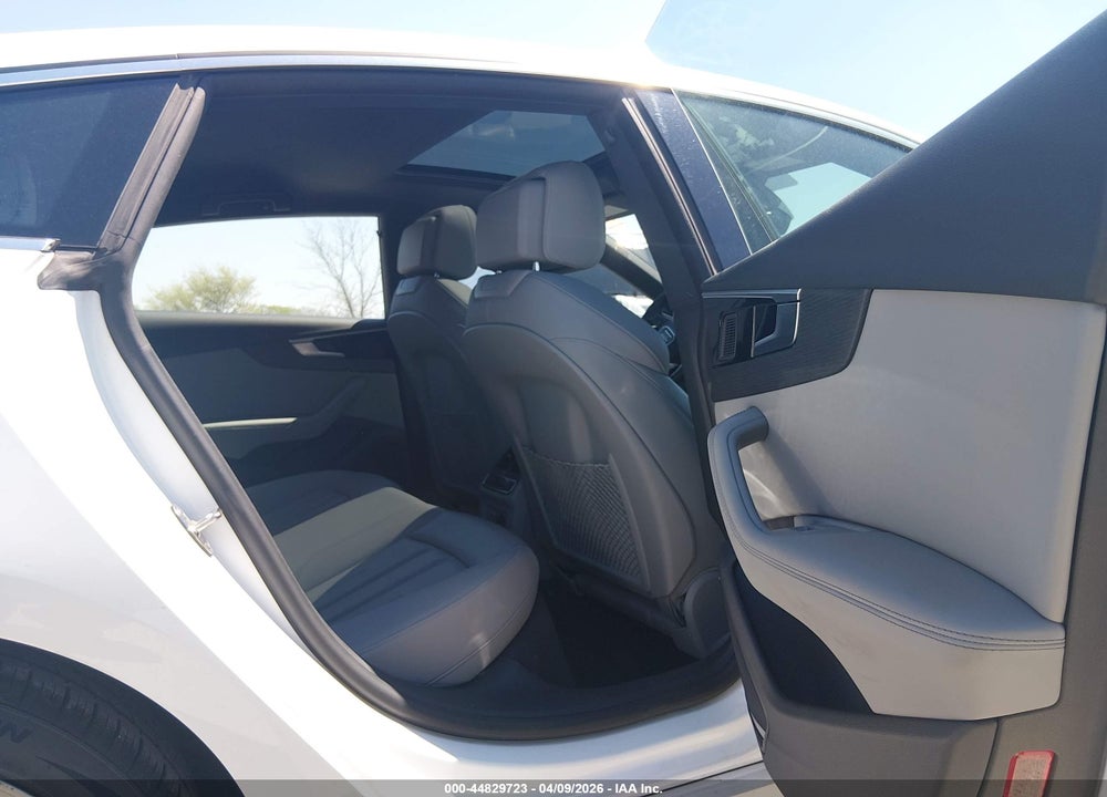 2024 AUDI A5 SPORTBACK PREMIUM PLUS 45 TFSI QUATTRO S TRONIC VIN: WAUFACF51RA050194