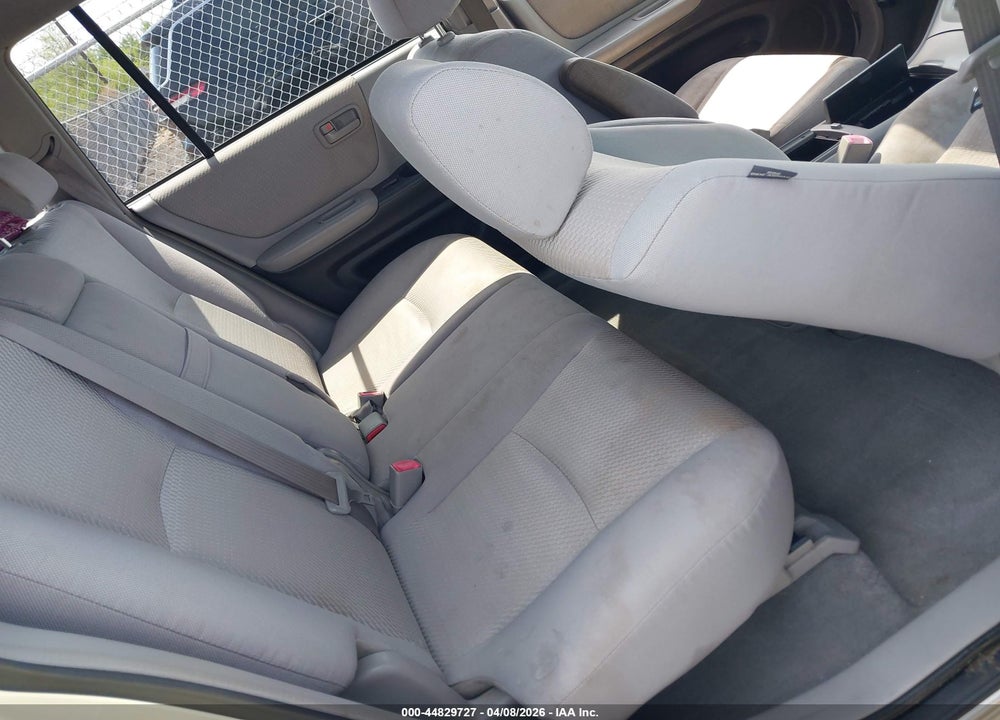 2005 TOYOTA HIGHLANDER V6 VIN: JTEGP21A950072928