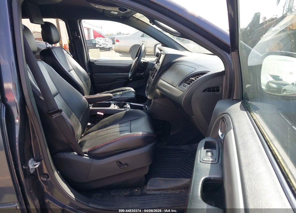 2013 DODGE GRAND CARAVAN R/T VIN: 2C4RDGEG7DR643483