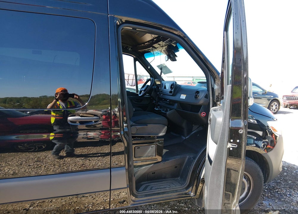 2024 MERCEDES-BENZ SPRINTER 2500 STANDARD ROOF 4-CYL DIESEL VIN: W1Z4KFHY3RP719585