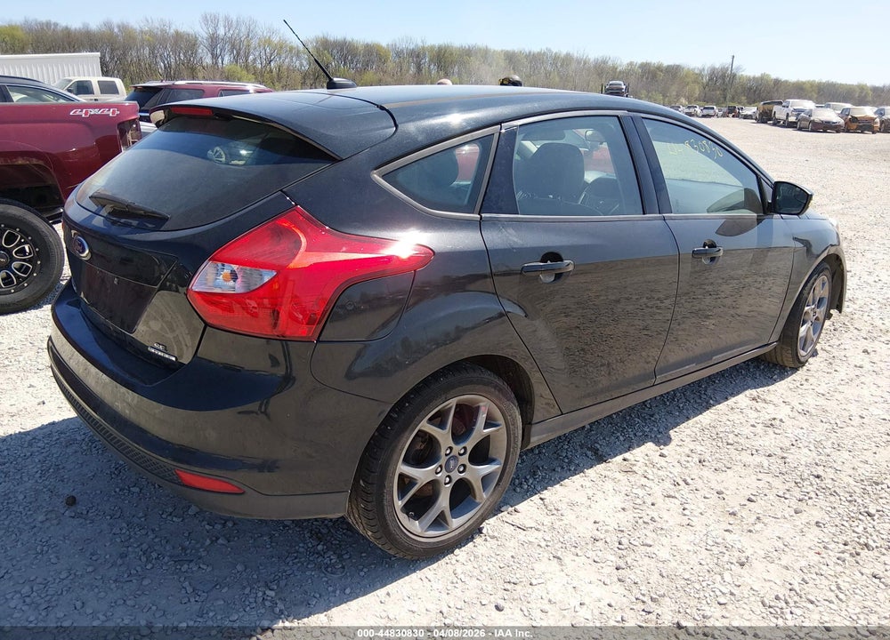 2014 FORD FOCUS SE VIN: 1FADP3K24EL167180