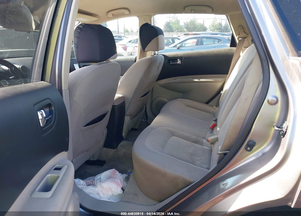 2015 NISSAN ROGUE SELECT S VIN: JN8AS5MT6FW654947