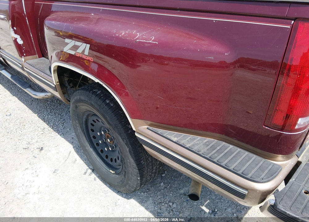 1994 GMC SIERRA K1500 VIN: 2GTEK19K4R1561409