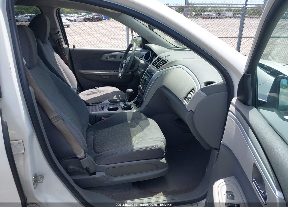 2012 CHEVROLET TRAVERSE LS VIN: 1GNKVFED4CJ225231