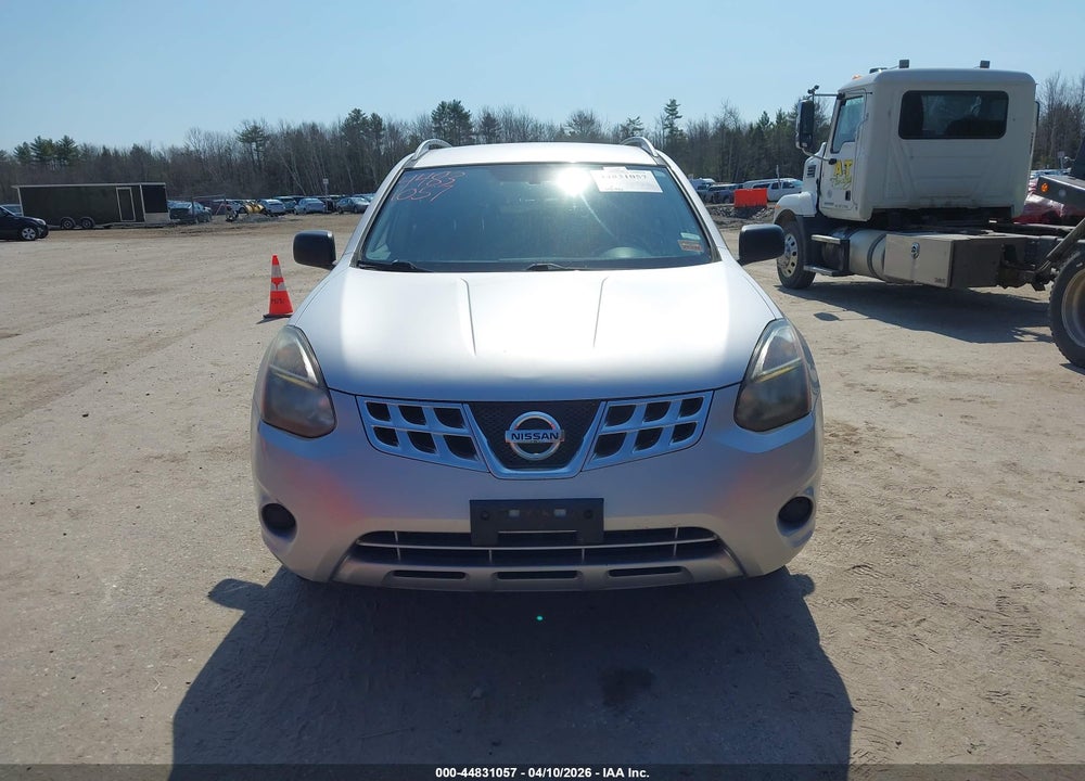 2015 NISSAN ROGUE SELECT S VIN: JN8AS5MV8FW262411