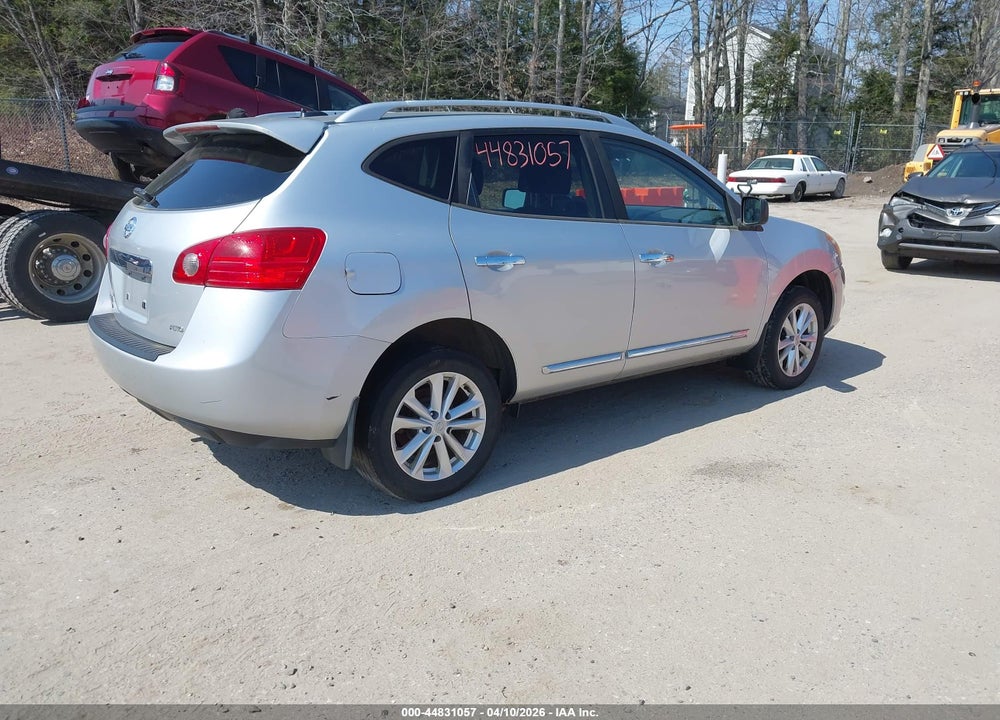 2015 NISSAN ROGUE SELECT S VIN: JN8AS5MV8FW262411