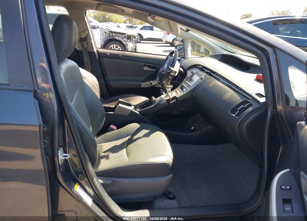 2013 TOYOTA PRIUS FOUR VIN: JTDKN3DU9D1675225