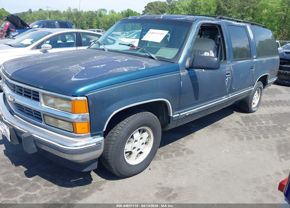 1994 CHEVROLET SUBURBAN C1500 VIN: 1GNEC16K4RJ360625