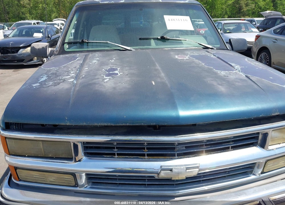 1994 CHEVROLET SUBURBAN C1500 VIN: 1GNEC16K4RJ360625