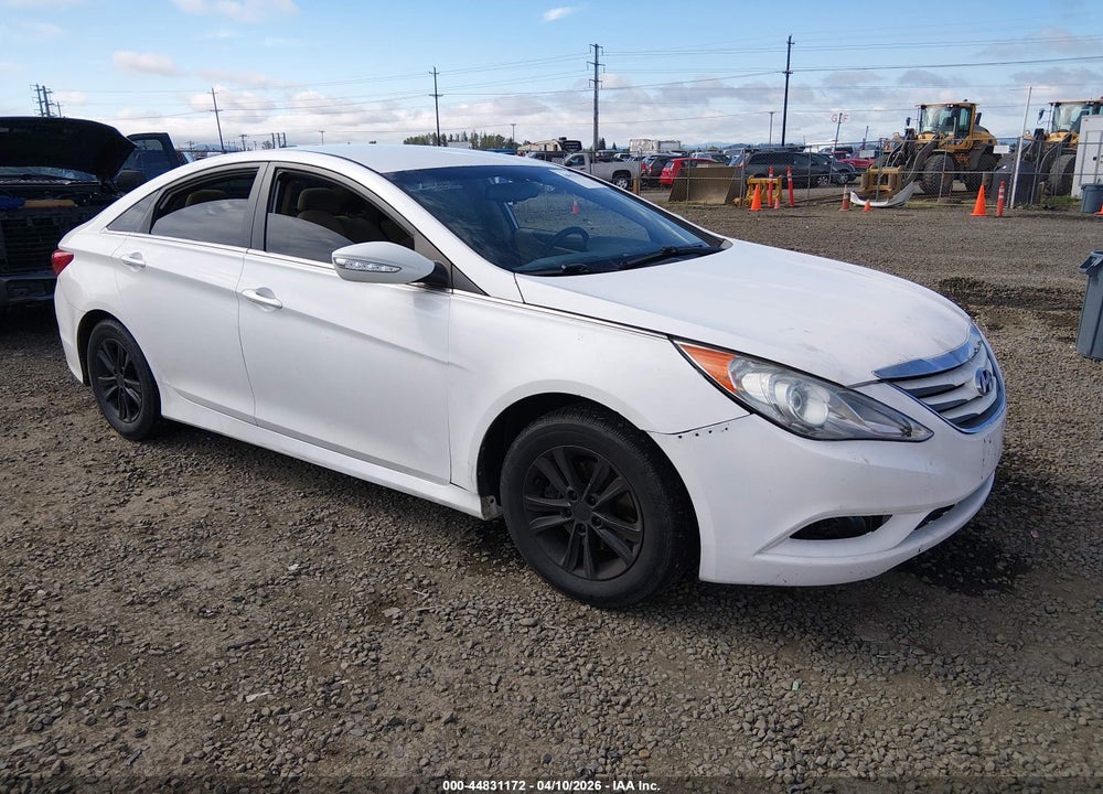 2014 HYUNDAI SONATA GLS VIN: 5NPEB4AC4EH902824