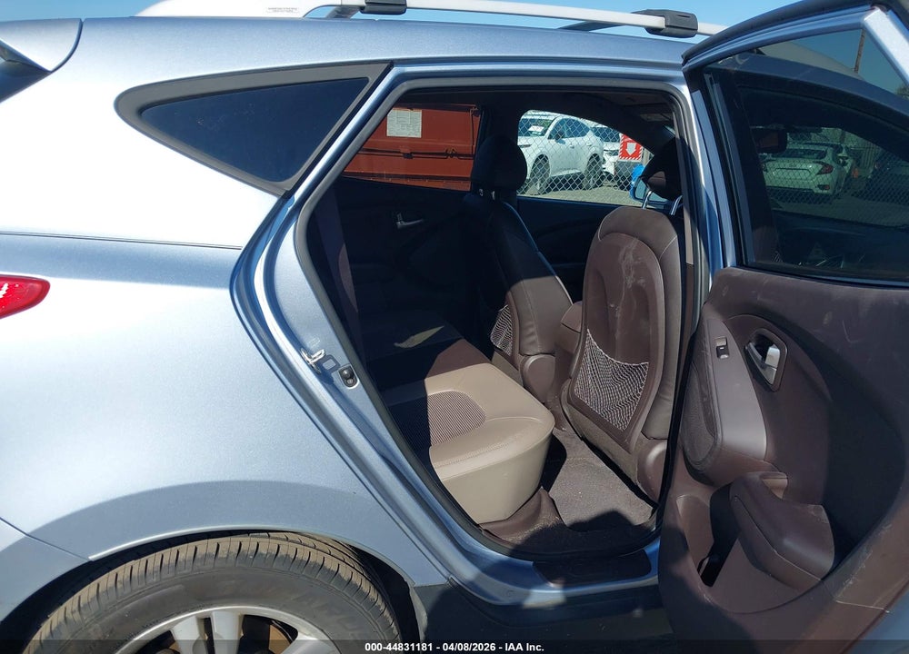 2013 HYUNDAI TUCSON GLS VIN: KM8JUCAC0DU667860