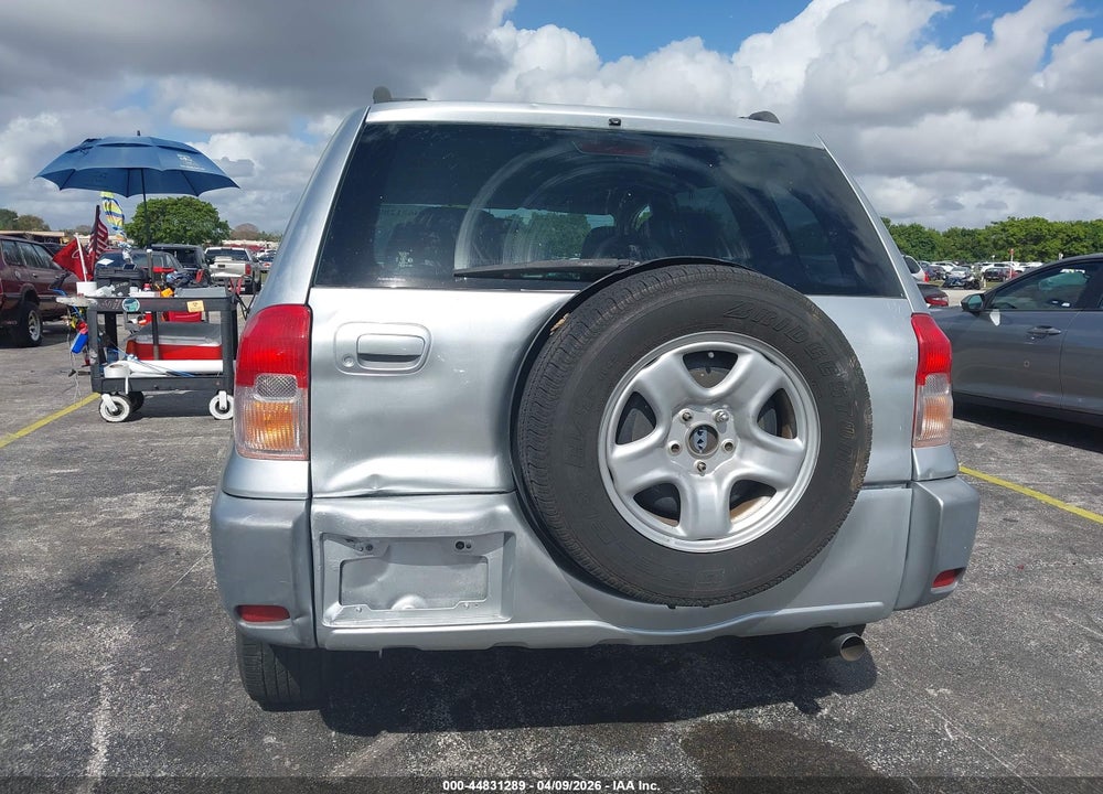 2002 TOYOTA RAV4 VIN: JTEGH20V626008422
