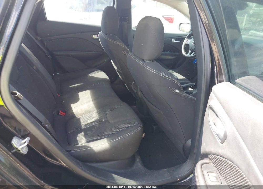 2015 DODGE DART SXT VIN: 1C3CDFBB9FD337713
