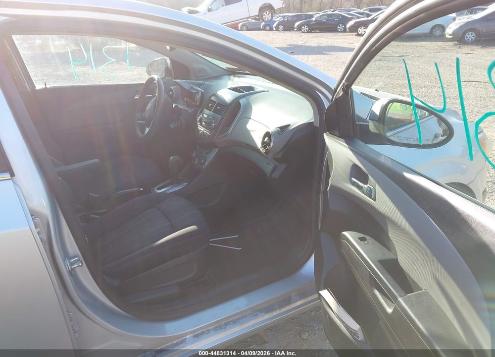 2015 CHEVROLET SONIC LT AUTO VIN: 1G1JC5SG8F4112946