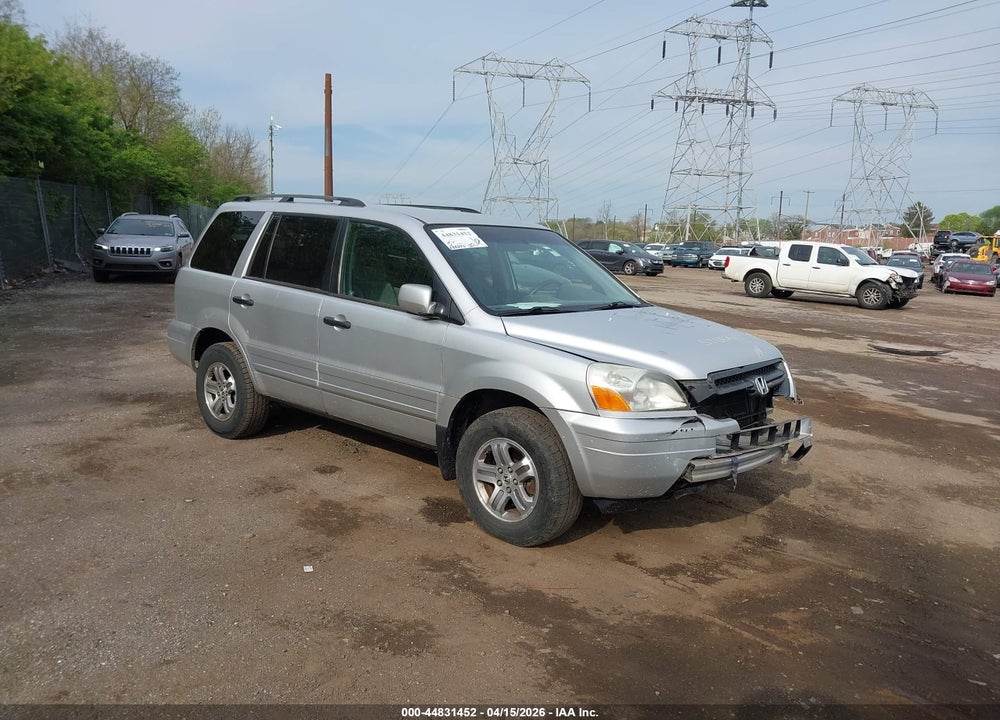 2005 HONDA PILOT EX VIN: 5FNYF18465B048111