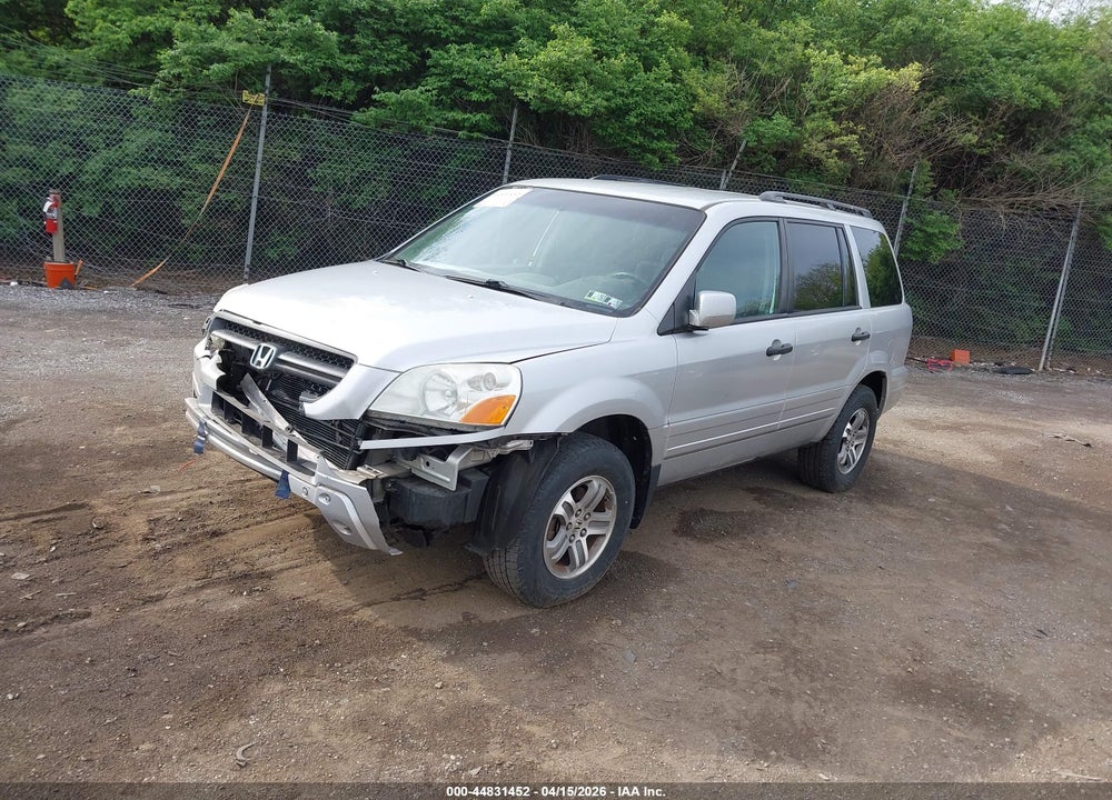 2005 HONDA PILOT EX VIN: 5FNYF18465B048111
