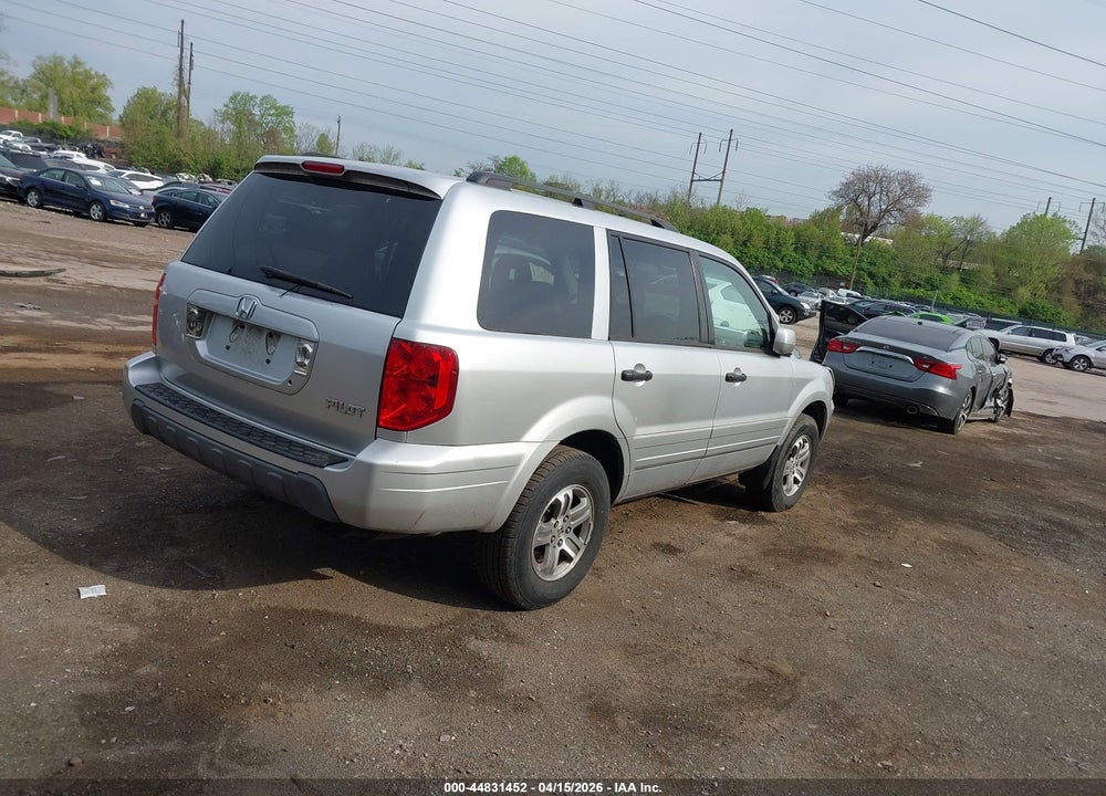 2005 HONDA PILOT EX VIN: 5FNYF18465B048111