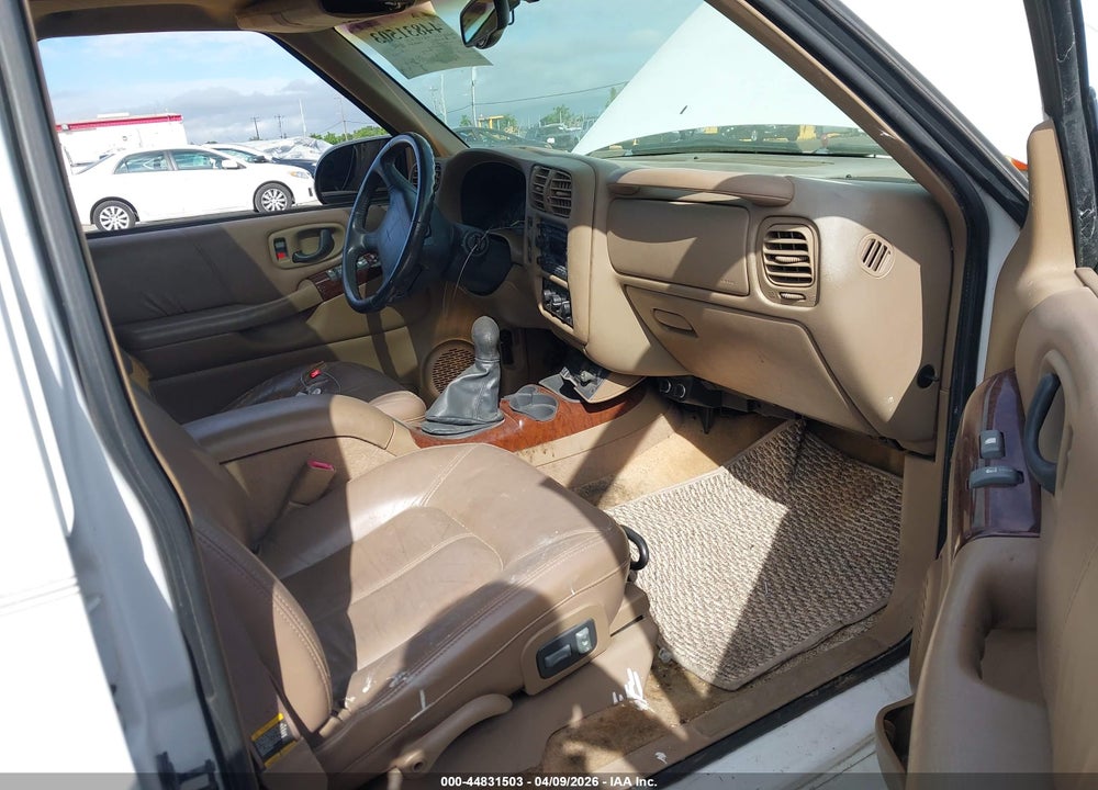 1998 OLDSMOBILE BRAVADA VIN: 1GHDT13W7W2725777