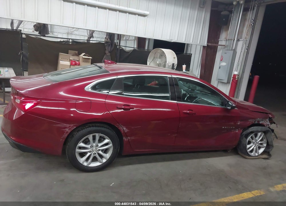2018 CHEVROLET MALIBU LT VIN: 1G1ZD5ST3JF235144