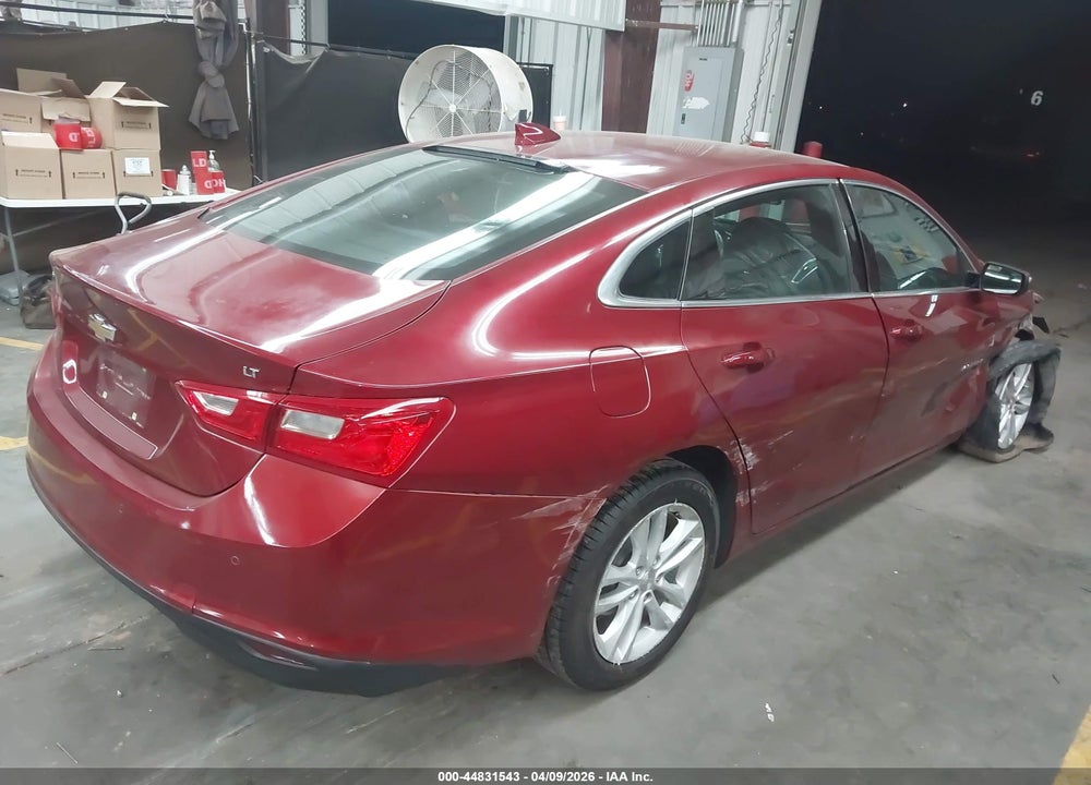 2018 CHEVROLET MALIBU LT VIN: 1G1ZD5ST3JF235144