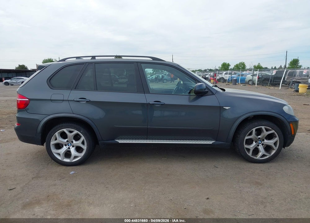 2013 BMW X5 XDRIVE35I/XDRIVE35I PREMIUM/XDRIVE35I SPORT ACTIVITY VIN: 5UXZV4C56D0E00725