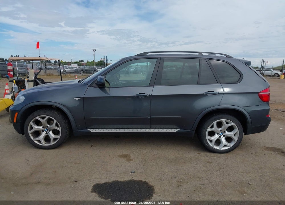 2013 BMW X5 XDRIVE35I/XDRIVE35I PREMIUM/XDRIVE35I SPORT ACTIVITY VIN: 5UXZV4C56D0E00725