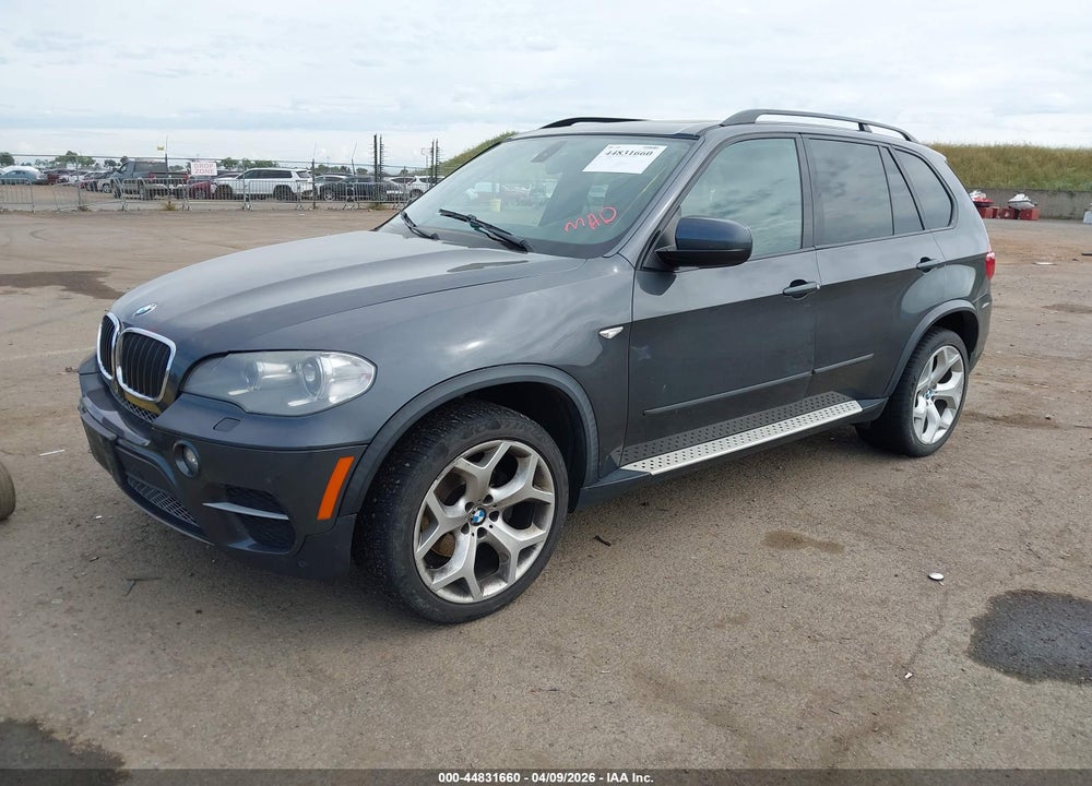 2013 BMW X5 XDRIVE35I/XDRIVE35I PREMIUM/XDRIVE35I SPORT ACTIVITY VIN: 5UXZV4C56D0E00725