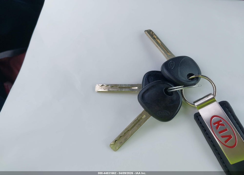 2014 KIA RIO LX VIN: KNADM5A33E6333693