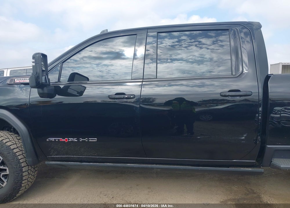 2025 GMC SIERRA 2500HD 4WD  STANDARD BED AT4X VIN: 1GT4UZEY2SF270887