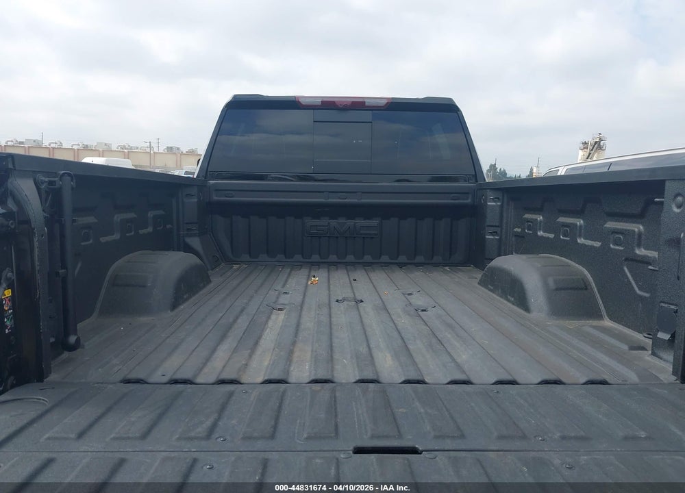 2025 GMC SIERRA 2500HD 4WD  STANDARD BED AT4X VIN: 1GT4UZEY2SF270887
