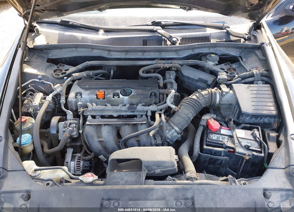 2010 HONDA ACCORD 2.4 EX-L VIN: 1HGCP2F8XAA157601