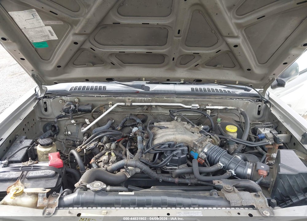 2002 NISSAN FRONTIER XE-V6 VIN: 1N6ED29XX2C385491