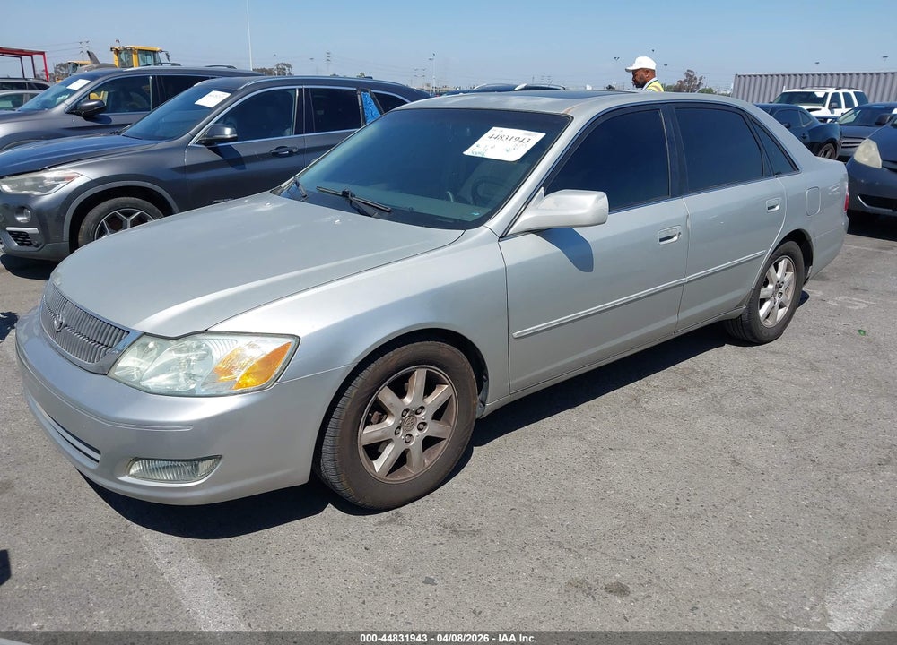 2001 TOYOTA AVALON XLS VIN: 4T1BF28B51U178145