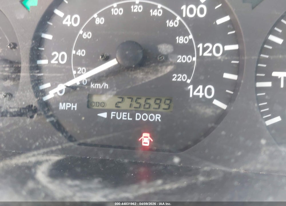2001 TOYOTA CAMRY LE VIN: 4T1BG22K31U096985