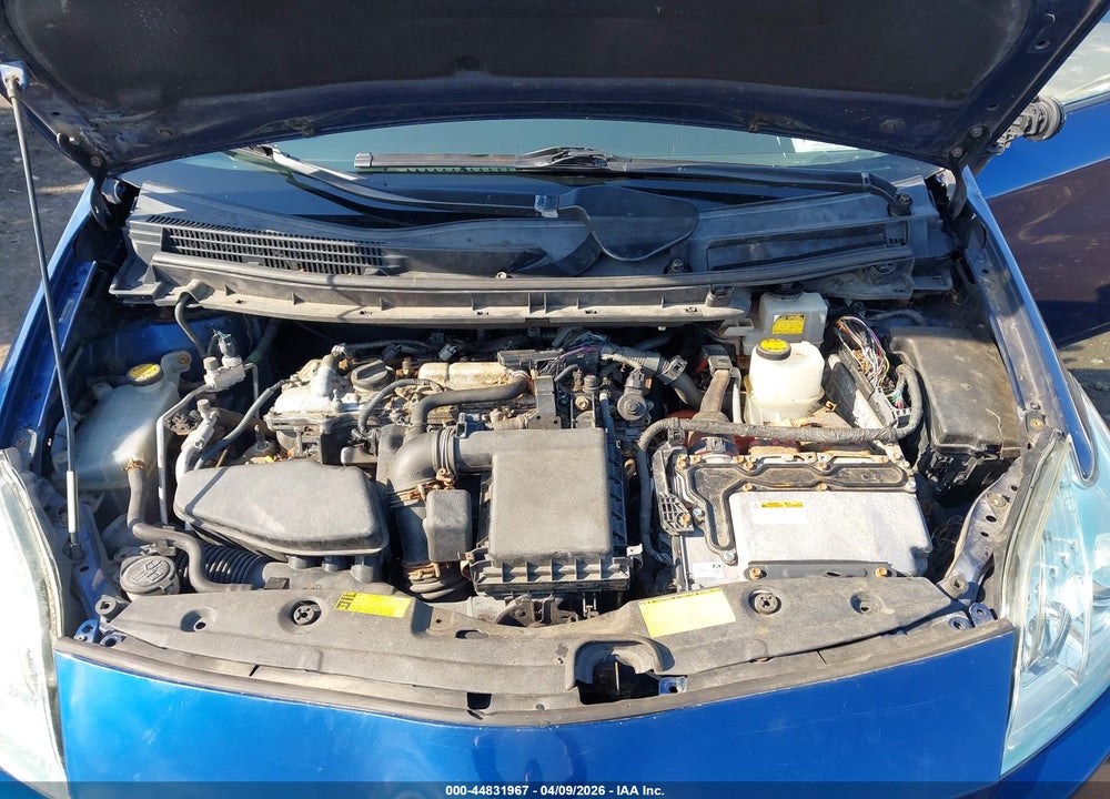 2011 TOYOTA PRIUS TWO VIN: JTDKN3DU9B1364262