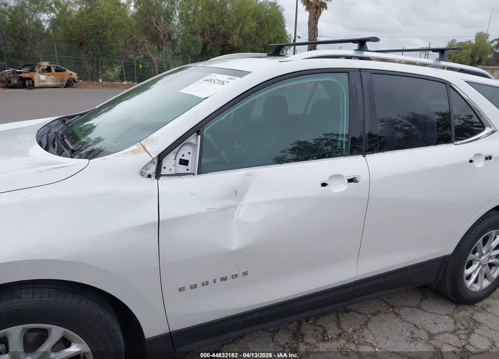 2018 CHEVROLET EQUINOX LT VIN: 2GNAXJEV9J6292113