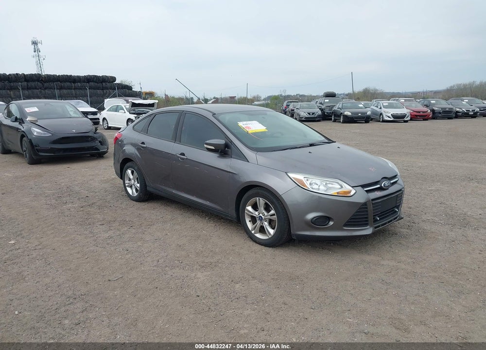 2014 FORD FOCUS SE VIN: 1FADP3F28EL377792